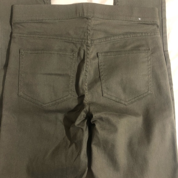 H&M Army Green Jegging - Picture 10 of 10